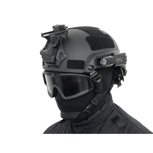 Helma 8FIELDS Ultra Light Spec-Ops Mid-Cut Mich - černá
