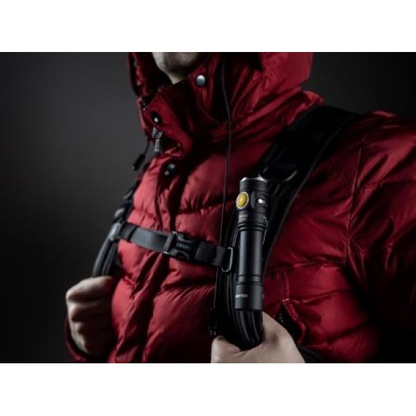 Svítilna ruční LED ARMYTEK Prime C2 Magnet USB - nabíjecí